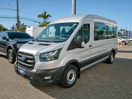 FORD TRANSIT 2.0 ECOBLUE DIESEL MINIBUS 14+1 L3H2 AUTOMÁTICO