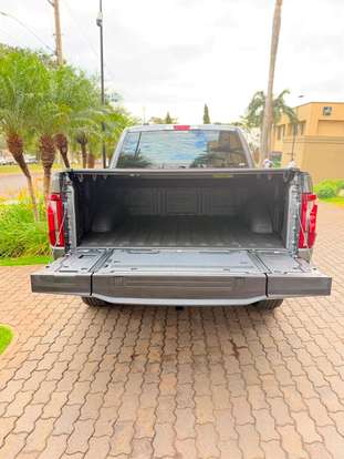 FORD-F-150-2024