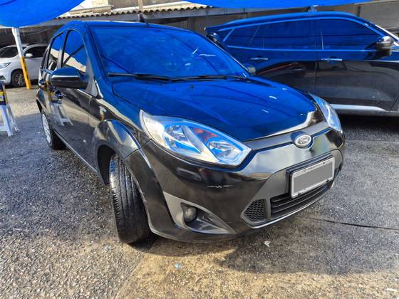 FORD FIESTA 1.6 ROCAM SE PLUS 8V FLEX 4P MANUAL
