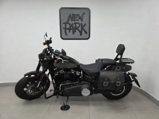 HARLEY-DAVIDSON SOFTAIL FAT BOB 114 