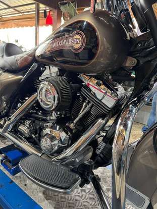 HARLEY-DAVIDSON-ELECTRA GLIDE CLASSIC FLHTCI-2005