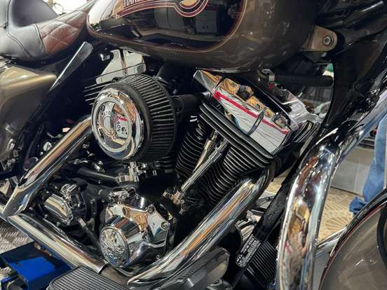 HARLEY-DAVIDSON-ELECTRA GLIDE CLASSIC FLHTCI HARLEY-DAVIDSON-ELECTRA GLIDE CLASSIC FLHTCI-2005