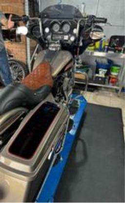 HARLEY-DAVIDSON-ELECTRA GLIDE CLASSIC FLHTCI-2005