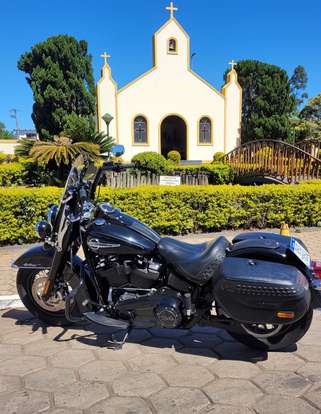 HARLEY-DAVIDSON-SOFTAIL HERITAGE CLASSIC 114-2020
