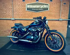 HARLEY-DAVIDSON SPORTSTER IRON 883 HARLEY-DAVIDSON SPORTSTER IRON 883