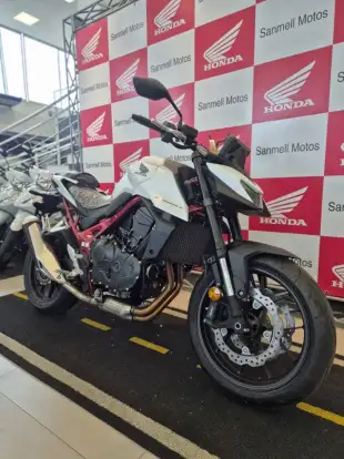 HONDA-CB 750 HORNET-2026