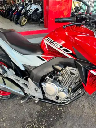 HONDA-CB TWISTER ABS-2022