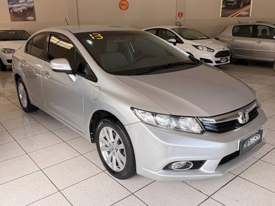 HONDA CIVIC 1.8 LXL 16V FLEX 4P AUTOMÁTICO