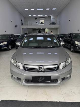 HONDA CIVIC 1.8 LXS 16V FLEX 4P AUTOMÁTICO