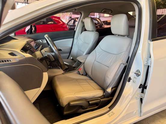 HONDA-CIVIC-2.0 LXR 16V FLEX 4P AUTOMÁTICO HONDA-CIVIC-2014