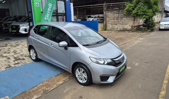 HONDA FIT 1.5 LX 16V FLEX 4P AUTOMÁTICO