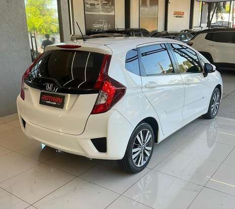 HONDA-FIT-2016