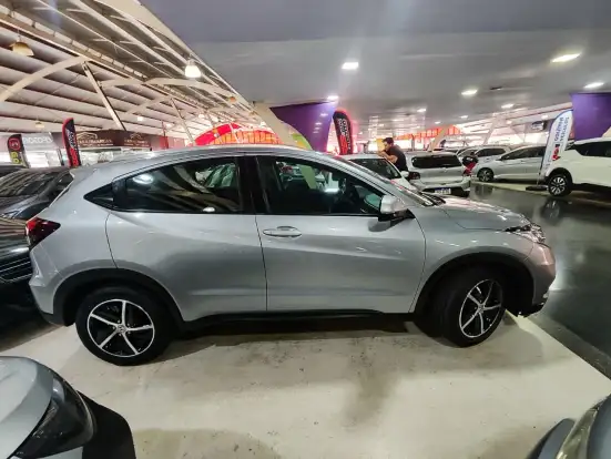 HONDA-HR-V-2019