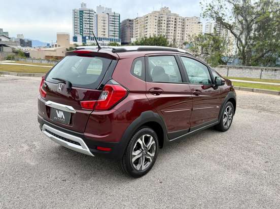 HONDA-WR-V-2018
