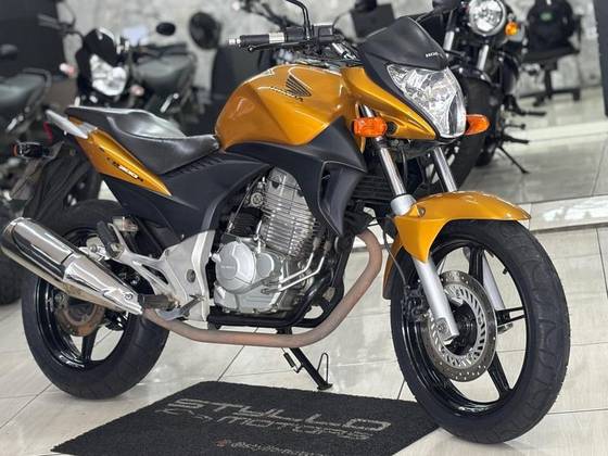 HONDA CB 300R 
