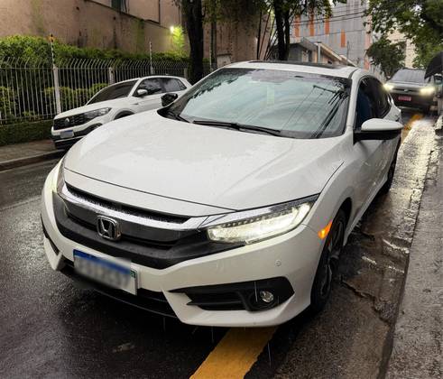 HONDA CIVIC 1.5 16V TURBO GASOLINA TOURING 4P CVT