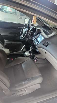 HONDA-CIVIC-2010