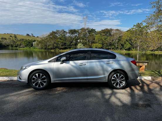 HONDA-CIVIC-2015