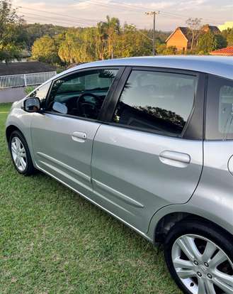 HONDA-FIT-2012