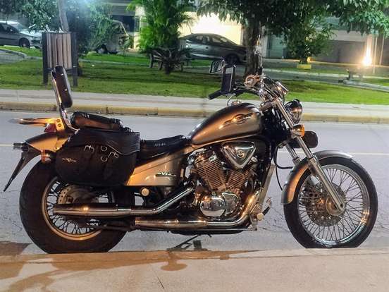 HONDA-SHADOW 600C VT HONDA-SHADOW 600C VT-2001