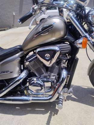 HONDA-SHADOW 600C VT-2001