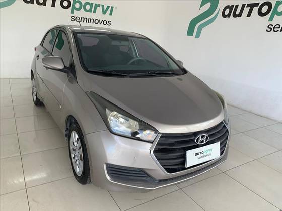HYUNDAI HB20 1.0 COMFORT PLUS 12V FLEX 4P MANUAL