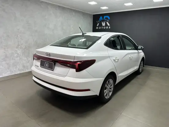 HYUNDAI-HB20S-2025