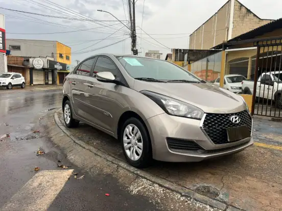 HYUNDAI-HB20S-1.0 COMFORT PLUS 12V FLEX 4P MANUAL HYUNDAI-HB20S-2018