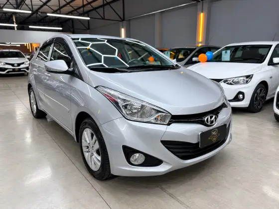 HYUNDAI HB20S 1.6 PREMIUM 16V FLEX 4P AUTOMÁTICO