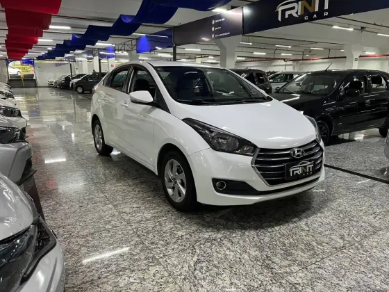 HYUNDAI HB20S 1.6 PREMIUM 16V FLEX 4P AUTOMÁTICO
