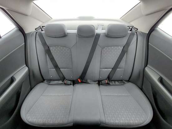 HYUNDAI-HB20S-2023