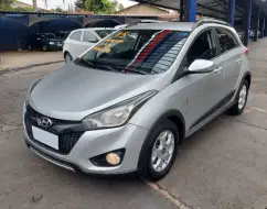 HYUNDAI HB20X 1.6 16V STYLE FLEX 4P MANUAL HYUNDAI HB20X 1.6 16V STYLE FLEX 4P MANUAL