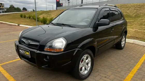 HYUNDAI TUCSON 2.0 MPFI GL 16V 142CV 2WD GASOLINA 4P MANUAL