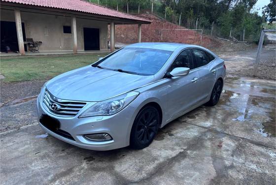 HYUNDAI AZERA 3.0 MPFI GLS V6 24V GASOLINA 4P AUTOMÁTICO