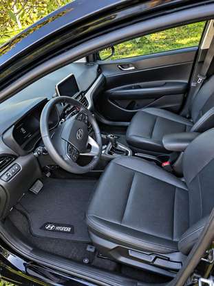 HYUNDAI-HB20-2024