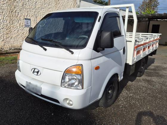 HYUNDAI HR 2.5 TCI HD LONGO COM CAÇAMBA 4X2 8V 94CV TURBO INTERCOOLER DIESEL 2P MANUAL