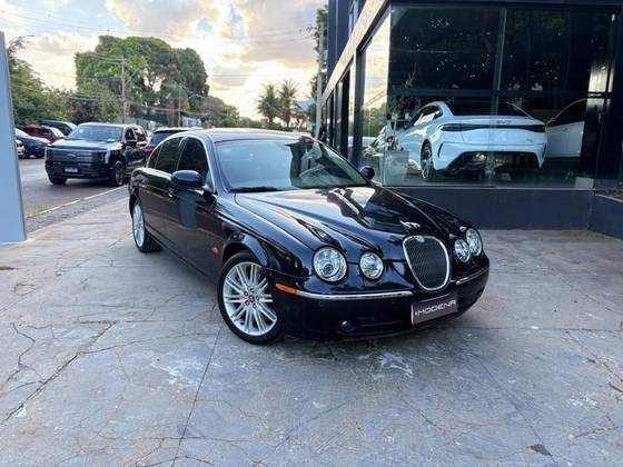 JAGUAR S-TYPE 4.2 SE V8 32V GASOLINA 4P AUTOMÁTICO