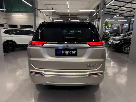 JEEP-COMMANDER-2022