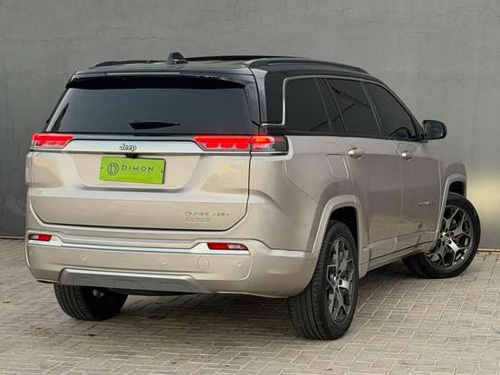 JEEP-COMMANDER-2024