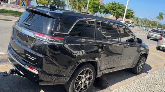 JEEP-COMMANDER-2022
