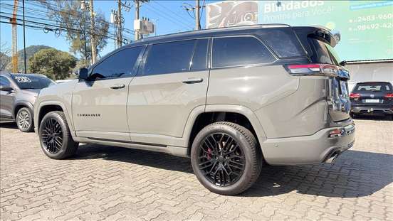 JEEP-COMMANDER-2025