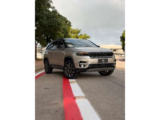 JEEP-COMMANDER-2021