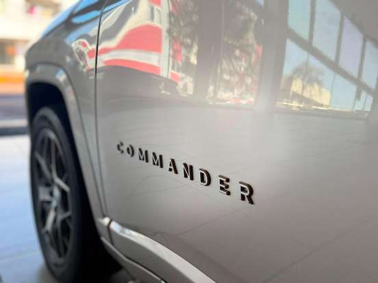 JEEP-COMMANDER-2022