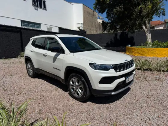JEEP COMPASS 1.3 T270 TURBO FLEX LONGITUDE AT6
