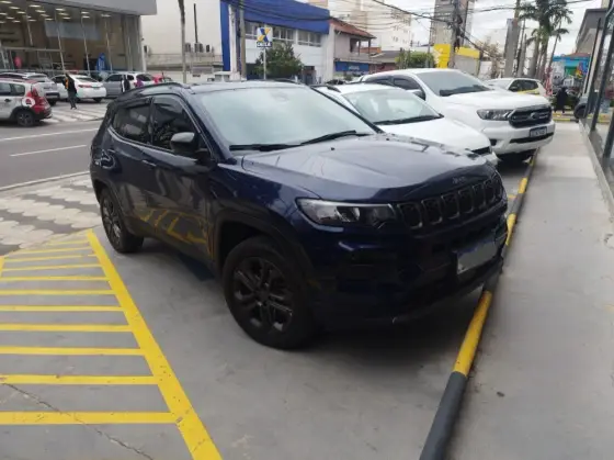 JEEP COMPASS 1.3 T270 TURBO FLEX LONGITUDE AT6