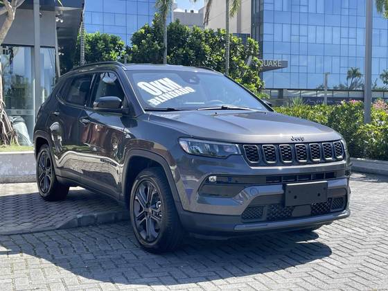 JEEP COMPASS 1.3 T270 TURBO FLEX LONGITUDE AT6