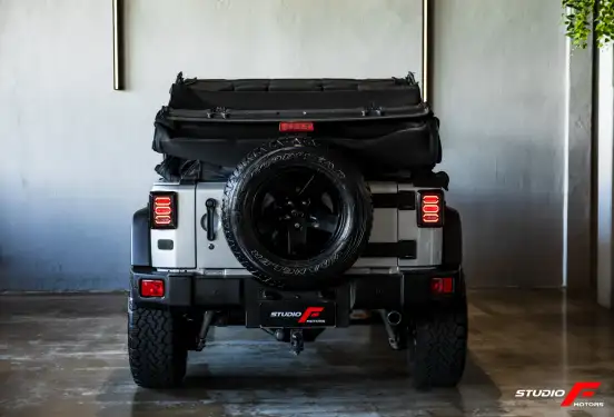 JEEP-WRANGLER-2010