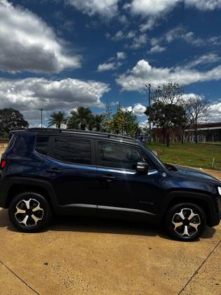 JEEP RENEGADE 2.0 16V TURBO DIESEL TRAILHAWK 4P 4X4 AUTOMÁTICO