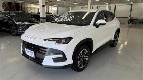 JETOUR S06 1.5 TGDI PHEV ADVANCE DHT