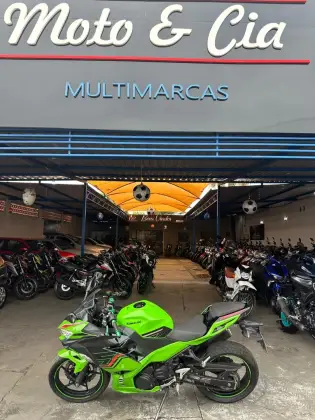 KAWASAKI NINJA 400 